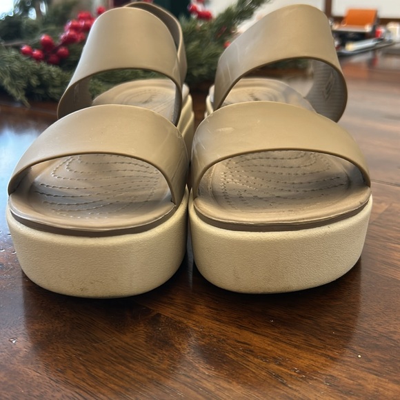 CROCS Women's Beige Platform Sandals - Picture 2 of 4